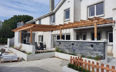 Outdoor Area & Pergola